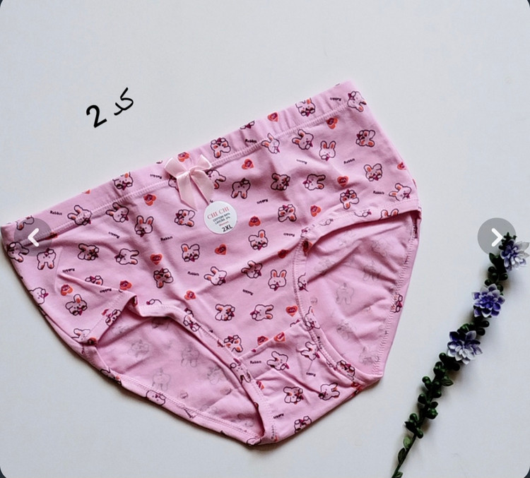 شورت نخ پنبه وارداتی برند chi chi سایز بزرگ فانتزی XXXL طرح توت فرنگی( به صورت تک و پک ۶ تایی)